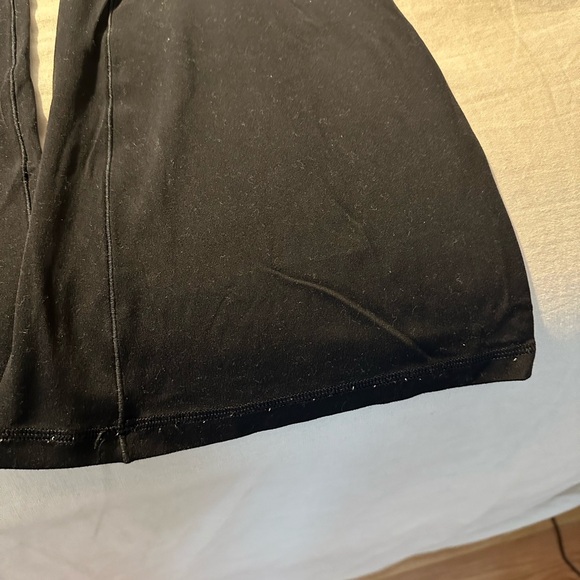 Aerie crossover flare leggings - Picture 4 of 4